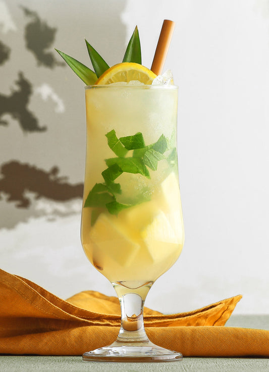 Lav Nevakar Cocktail glass