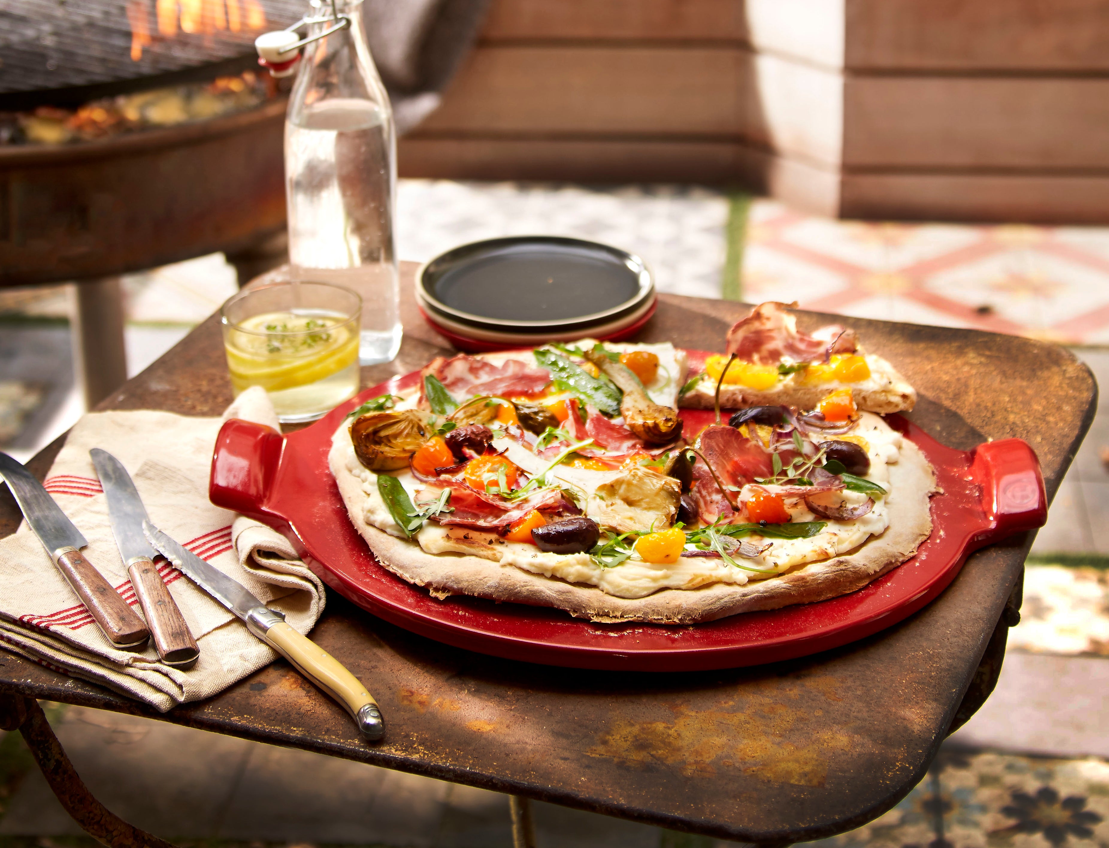 Emile Henry Smooth Pizza Stone – 36.5 cm – Tulip Home